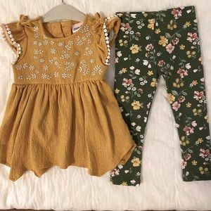 Set of blouse and leggins, size 18m